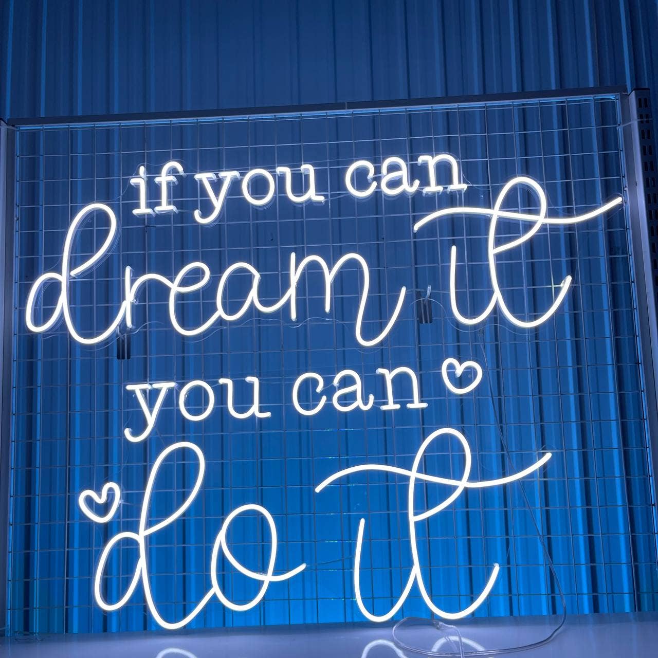 If You Can Dream It You Can Do It Neon Sign Wall Decor