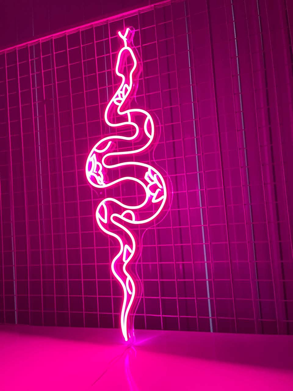 Snake Neon Sign Animal Snake Wall Art Long-lasting Decor
