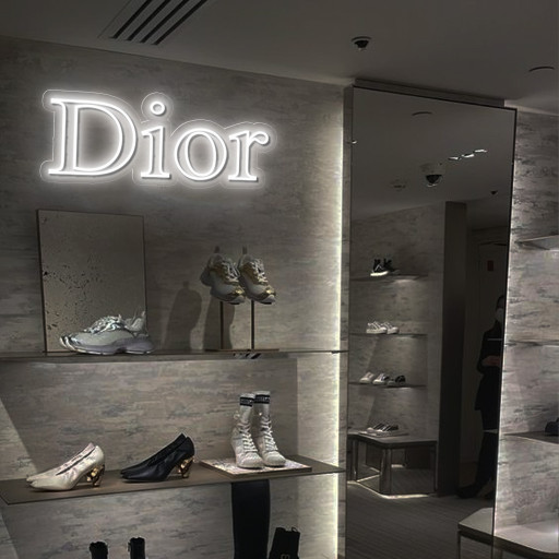 Fashion neon signs