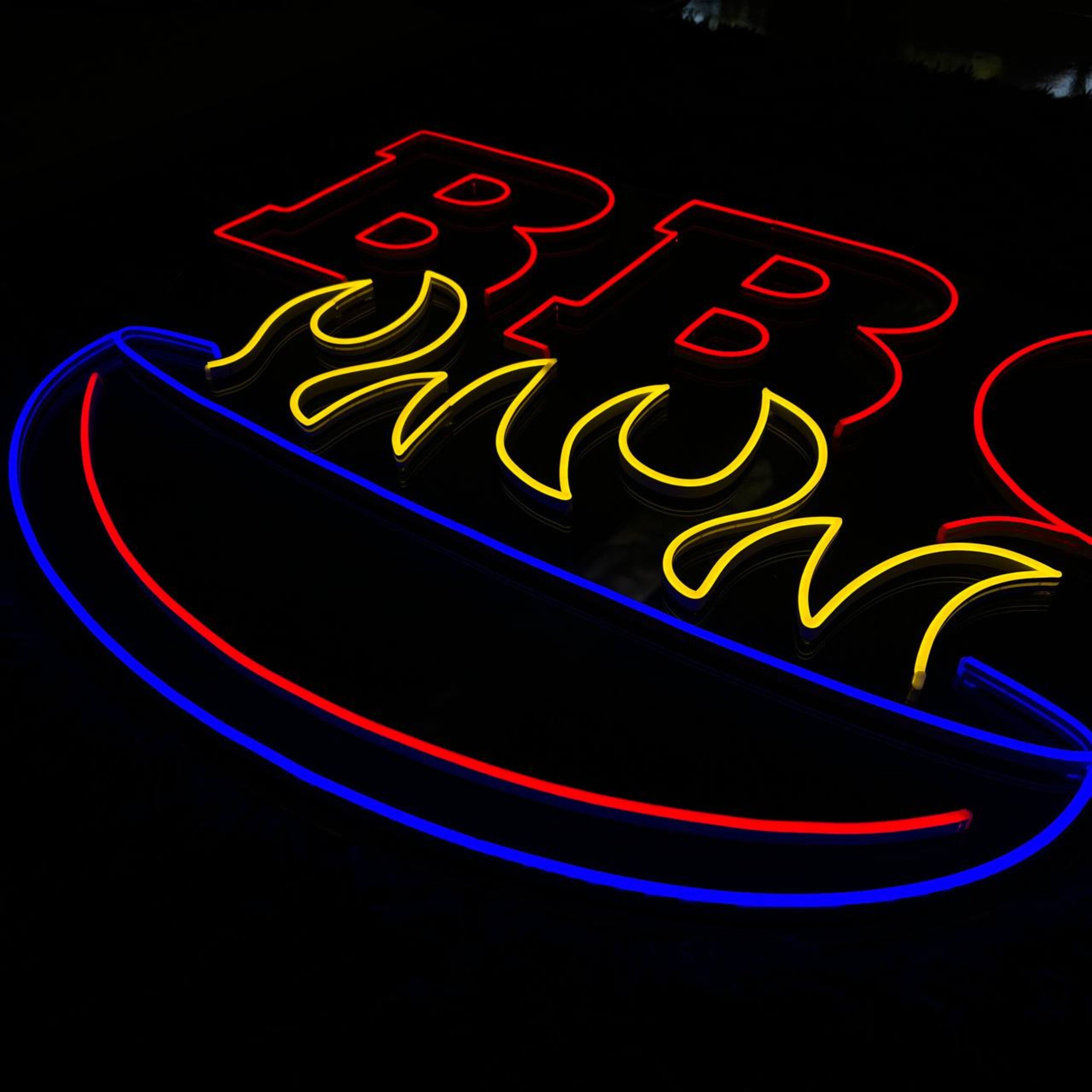 BBQ Restaurant Neon Sign