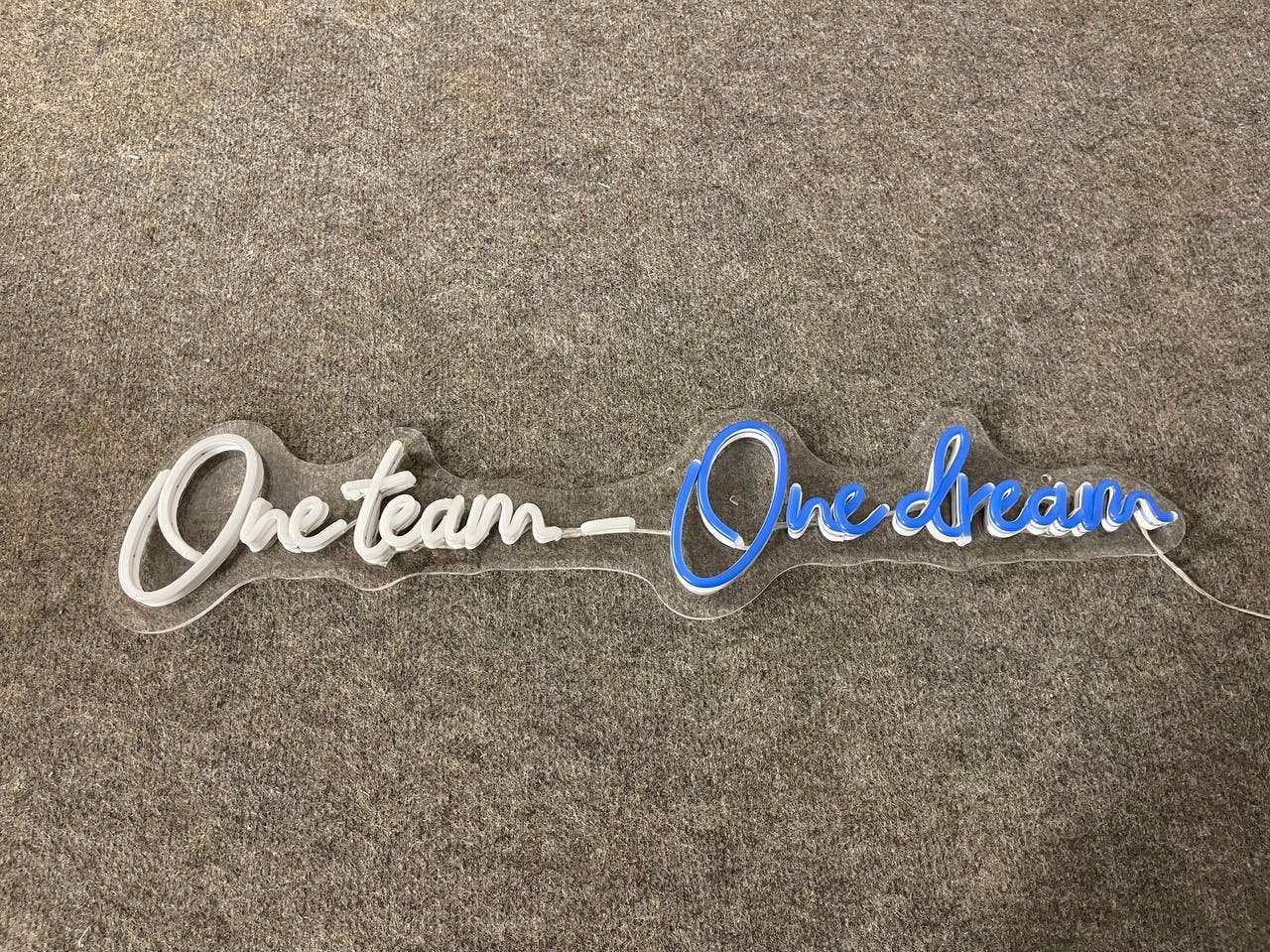 One Team And One Dream Neon Sign Long-lasting Wall Decor