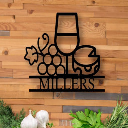 Personalized Wine Theme Sign, Custom Wine Theme Sign, Wine Sign, Metal Family Name Sign with Wine, Wine Lover Gift,Last Name Sign,Wine Decor