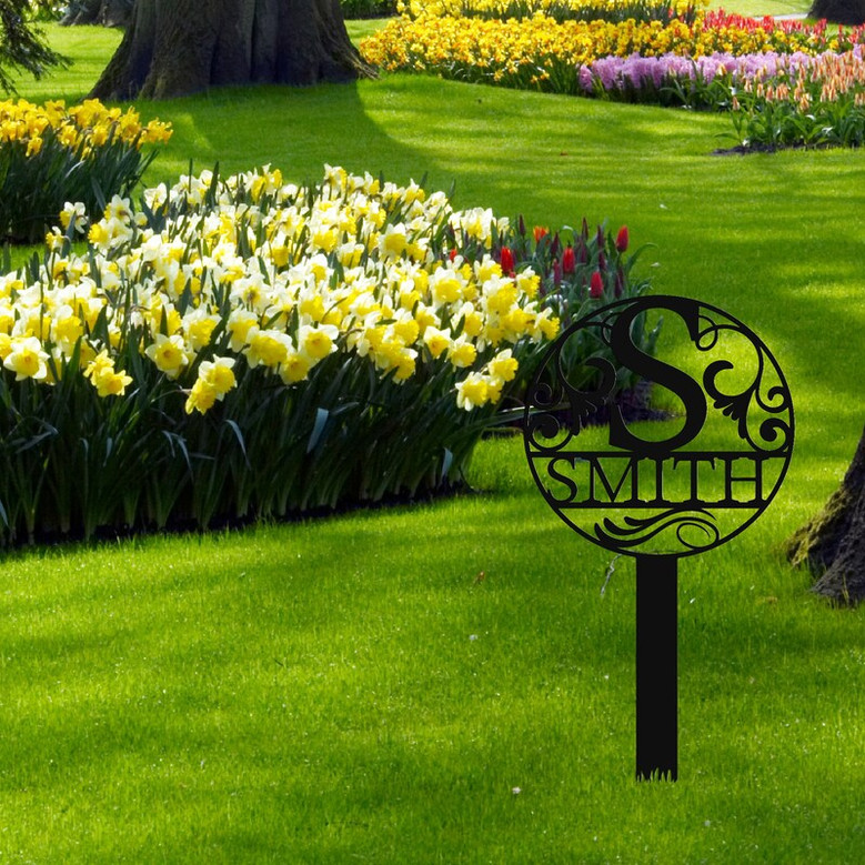 Custom Metal Letter and Name Sign, Round Letter Monogram Garden Stake, Personalized Metal Staked Garden Sign