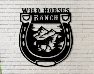 Custom Horse and Mountain Design Metal Wall Art, Personalized Horseshoe Wall Sign, Farmhouse Decor