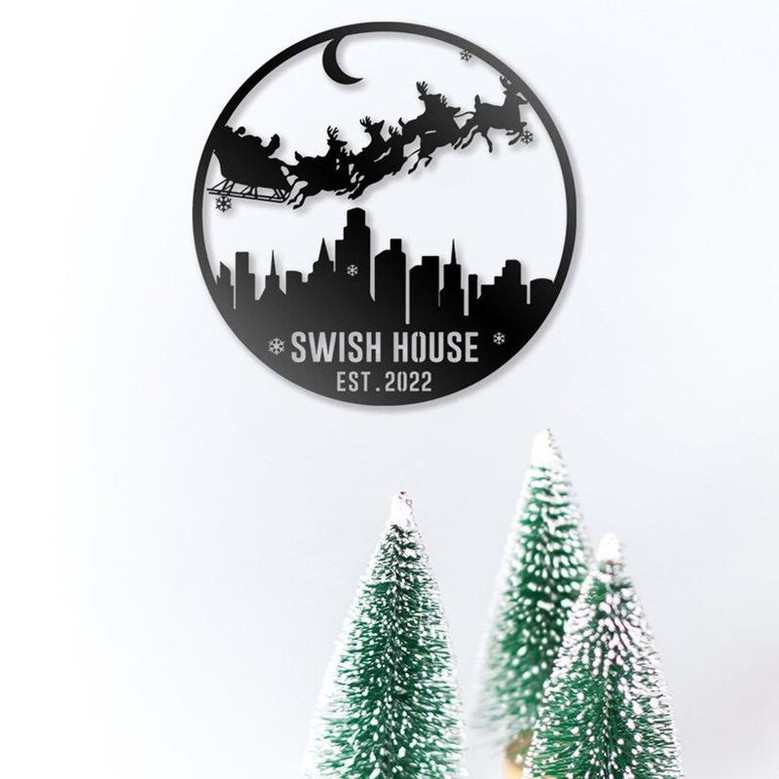 Custom Santa Claus Metal Wall Art, Personalized Santa Christmas Sign, Santa Coming To Town Metal Sign, Family Christmas Gift