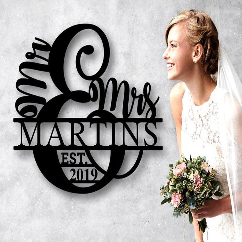 Mr & Mrs Sign Custom Wedding Name Sign, Mr and Mrs Last Name Metal Sign, Personalized Wedding Family Name Sign