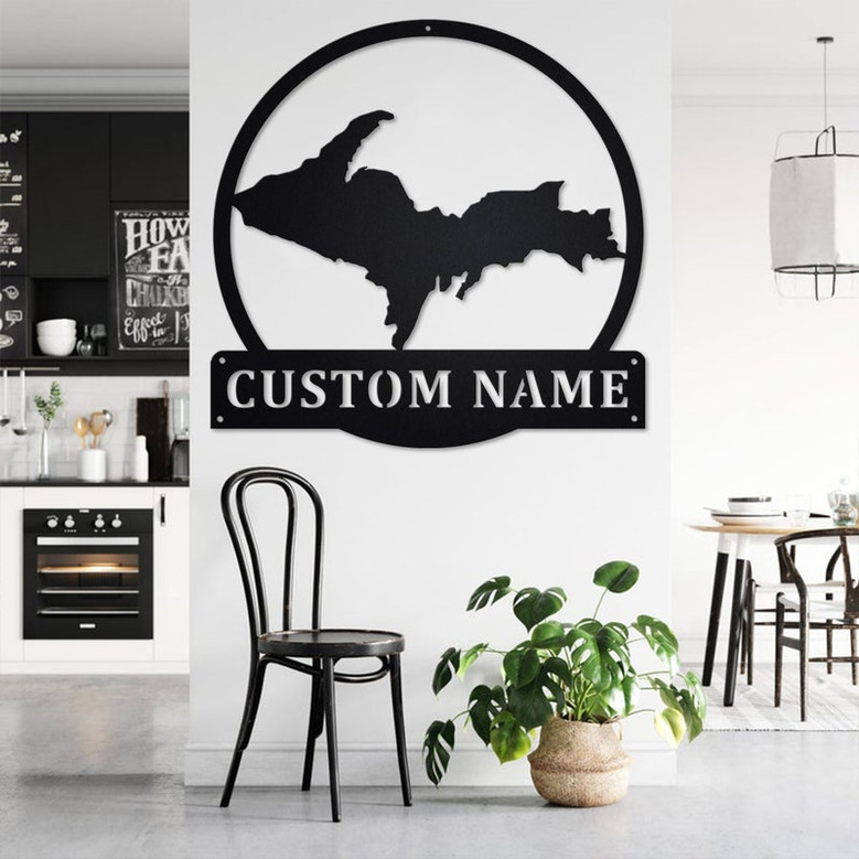 Custom Upper Peninsula Metal Wall Art, Personalized Michigan Family Name Sign Decoration For Room, Upper Peninsula Metal Home Decor