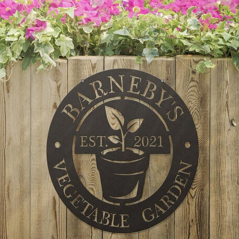 Metal Hanging Garden Sign, Personalized Metal Gardening Gift
