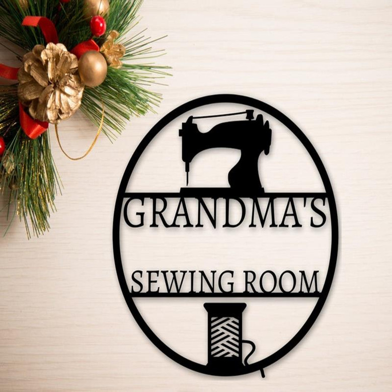 Sewing Room Sign, Personalized Sewing Sign. Metal Sewing Sign, Gift For Her, Gift For Grandma Gift For Mom, Grandma