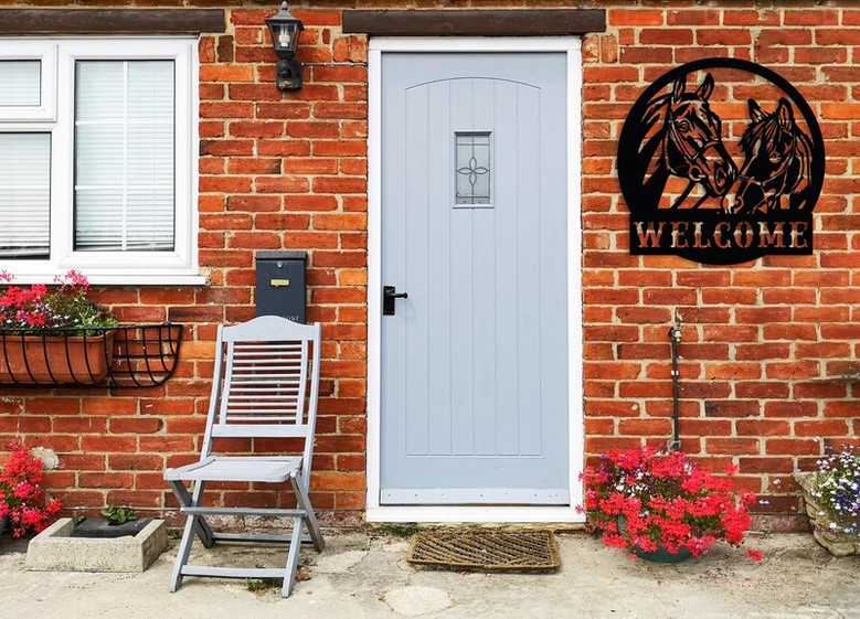 Metal Welcome Sign for Front Porch, Welcome Horse Sign, Metal House Sign, Gate Wall Decor