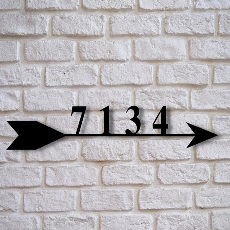 Metal address arrow Name Sign, Last Name Sign, Door Hanger, Metal Wall Art, Personalized Metal Name Sign, Front Porch Sign for Home, gift