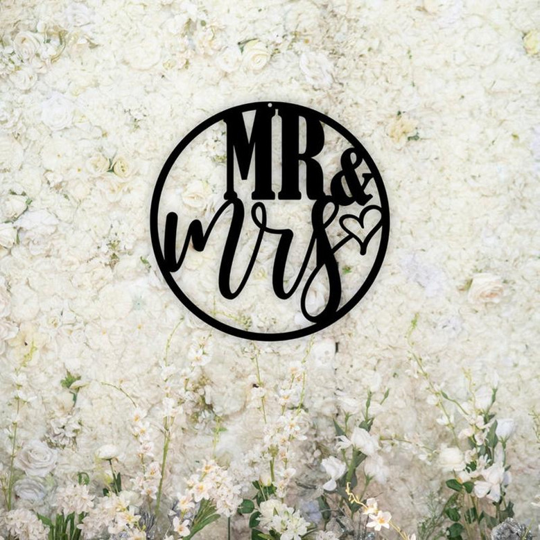 Mr and Mrs Metal Sign, Metal Mr And Mrs Sign, Wedding Decor, Engagement Party Decor, Engagement Party Sign, Mr and Mrs Sign, Metal Sign