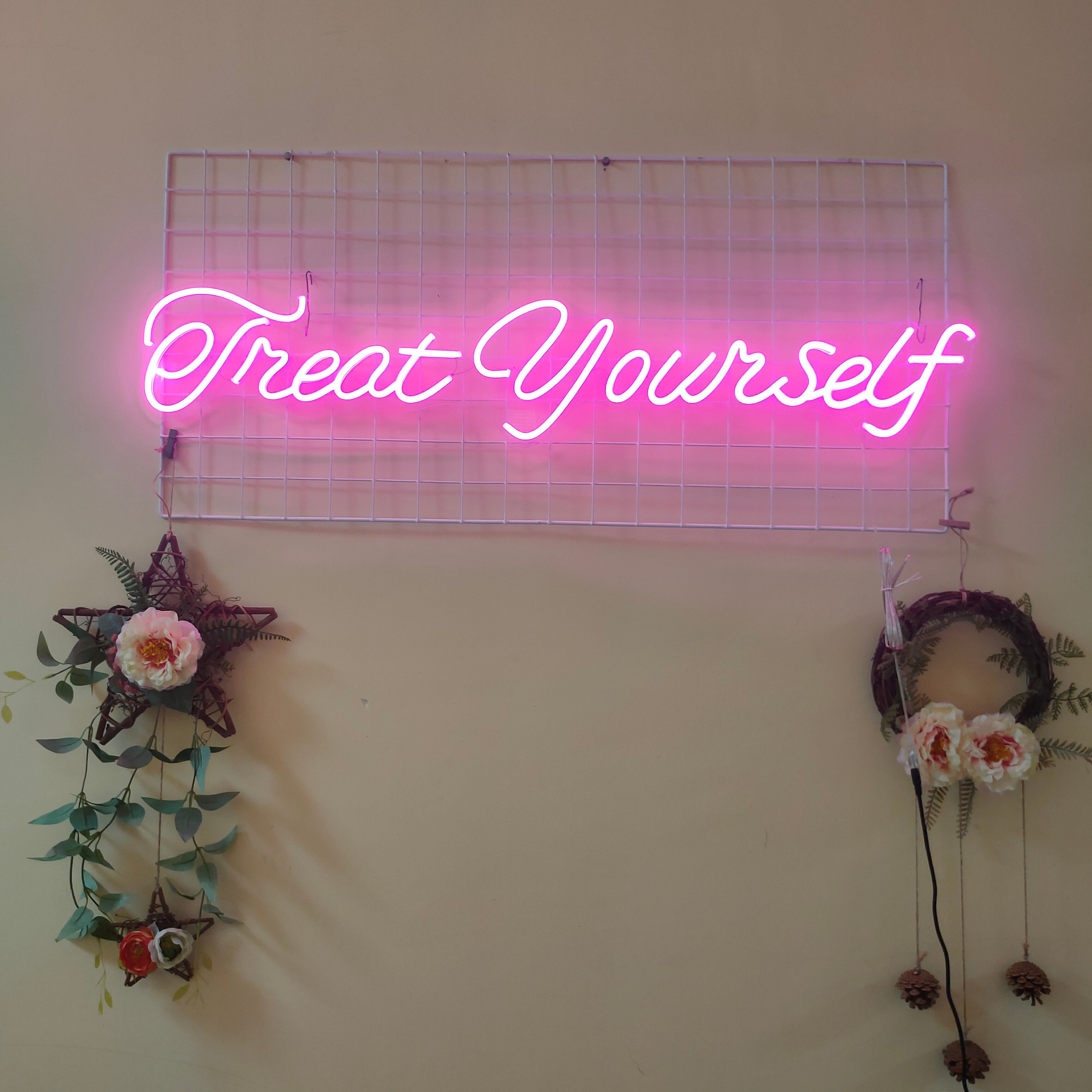 Treat Yourself Neon Signs Custom Led Neon Sign Bedroom Wedding Neon Sign Art Neon Light Sign For Wall