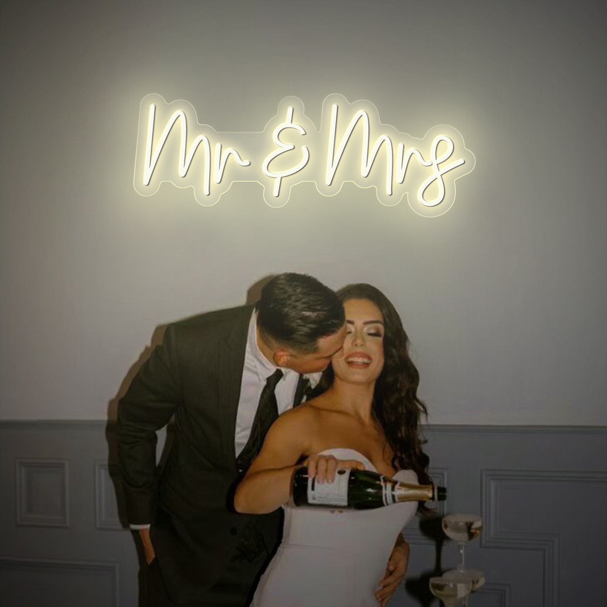 Mr & Mrs Wedding Neon Sign,Mr Mrs Neon Sign, Custom Wedding Decor,Led Neon Sign, Wedding Backdrop,Neon Wedding Sign, Personalized Gift