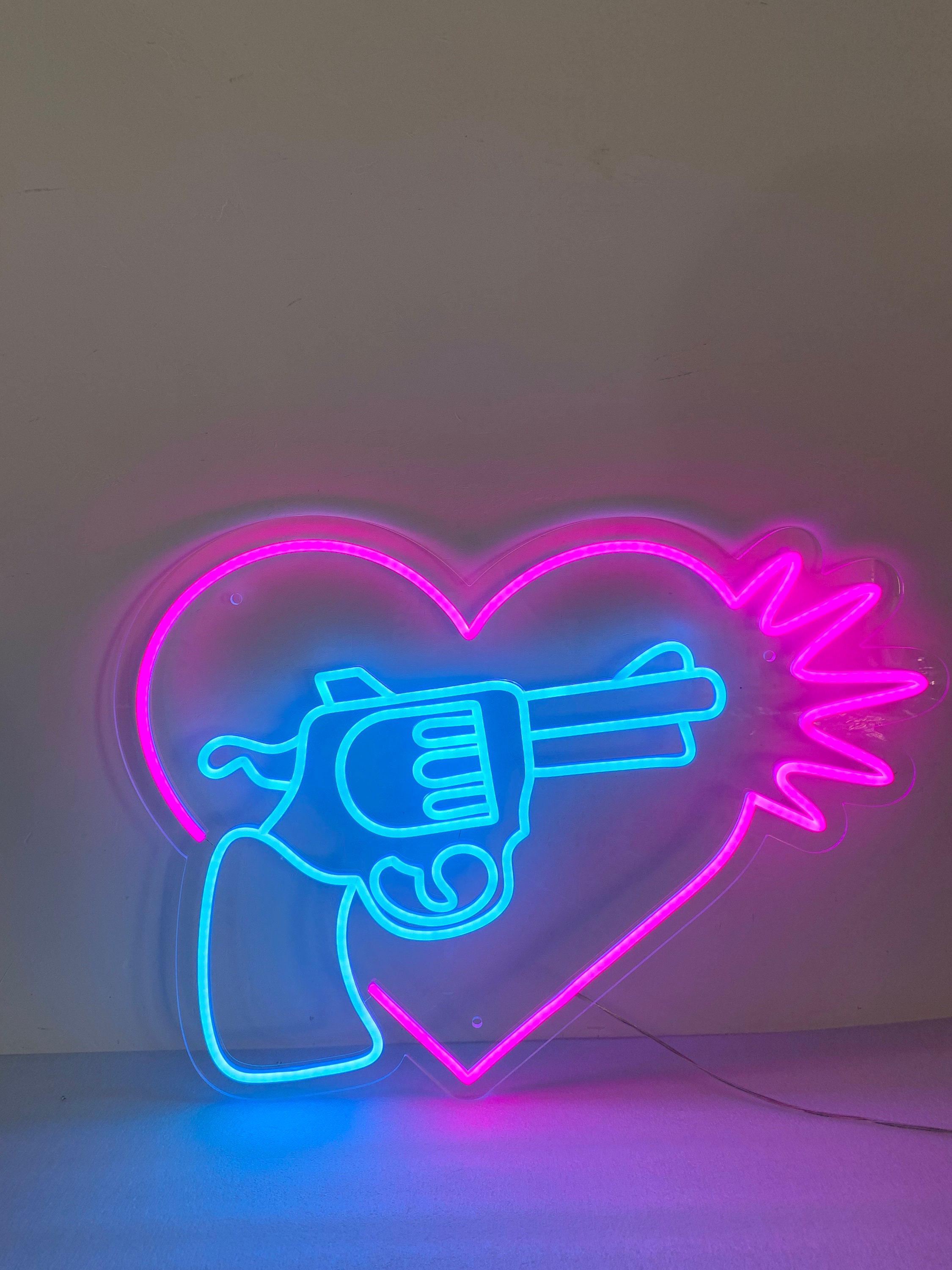 Blow My Heart Gun Neon Light, Neon Sign Light Decor, Gun Bedroom Neon Sign, Bedroom Neon Lights, Party Decor, Wall Decoration