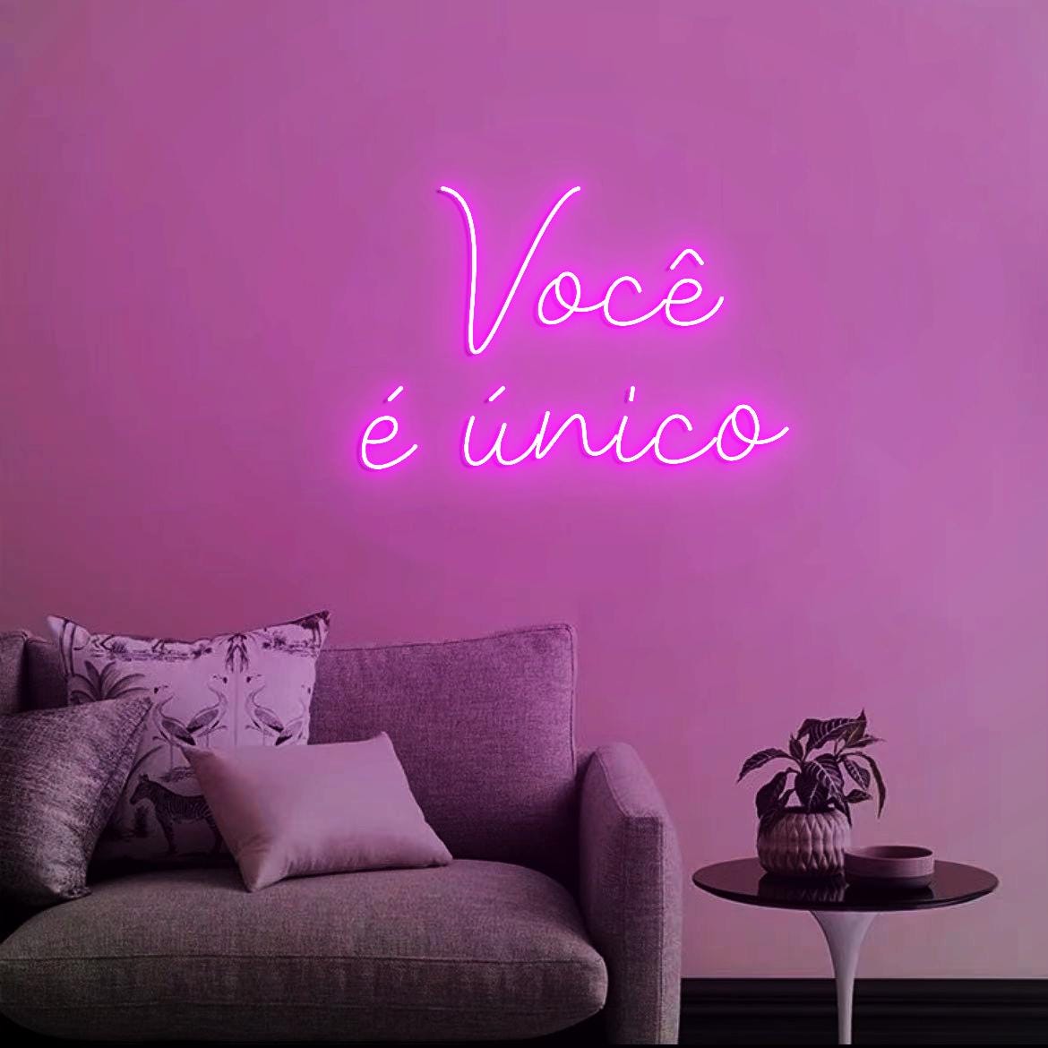 Voce e Unico Neon Sign, "You are Unique" in Portuguese, Beauty Salon Wall Backdrop Neon Light, Personalized Salon Decor Ideas