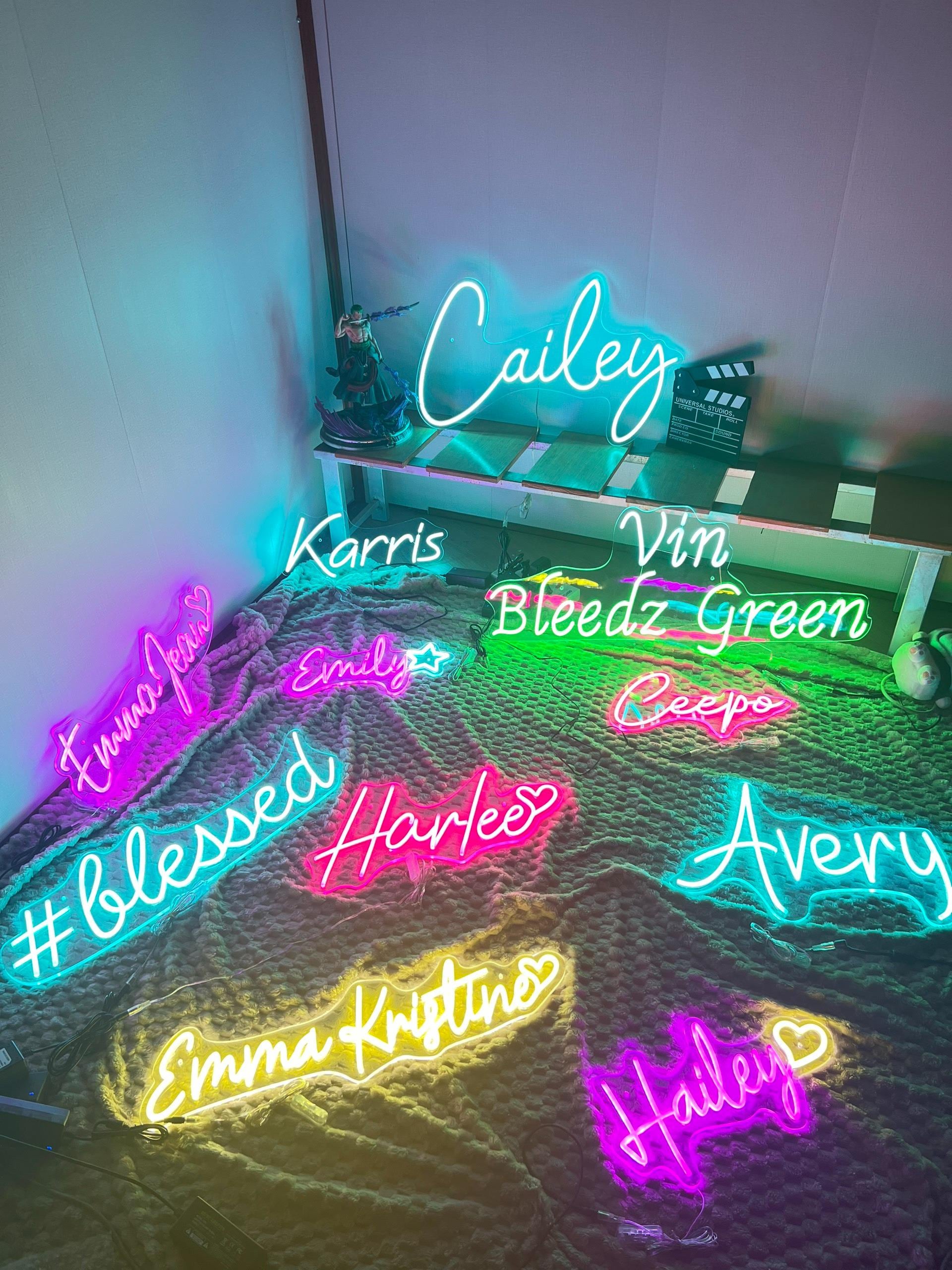 Custom Name With Heart LED Neon Sign For Kids, Neon Sign Bedroom, Kids Room Decor, Bedroom Nursery Neon, Gift For Kids, Birthday Baby Gifts