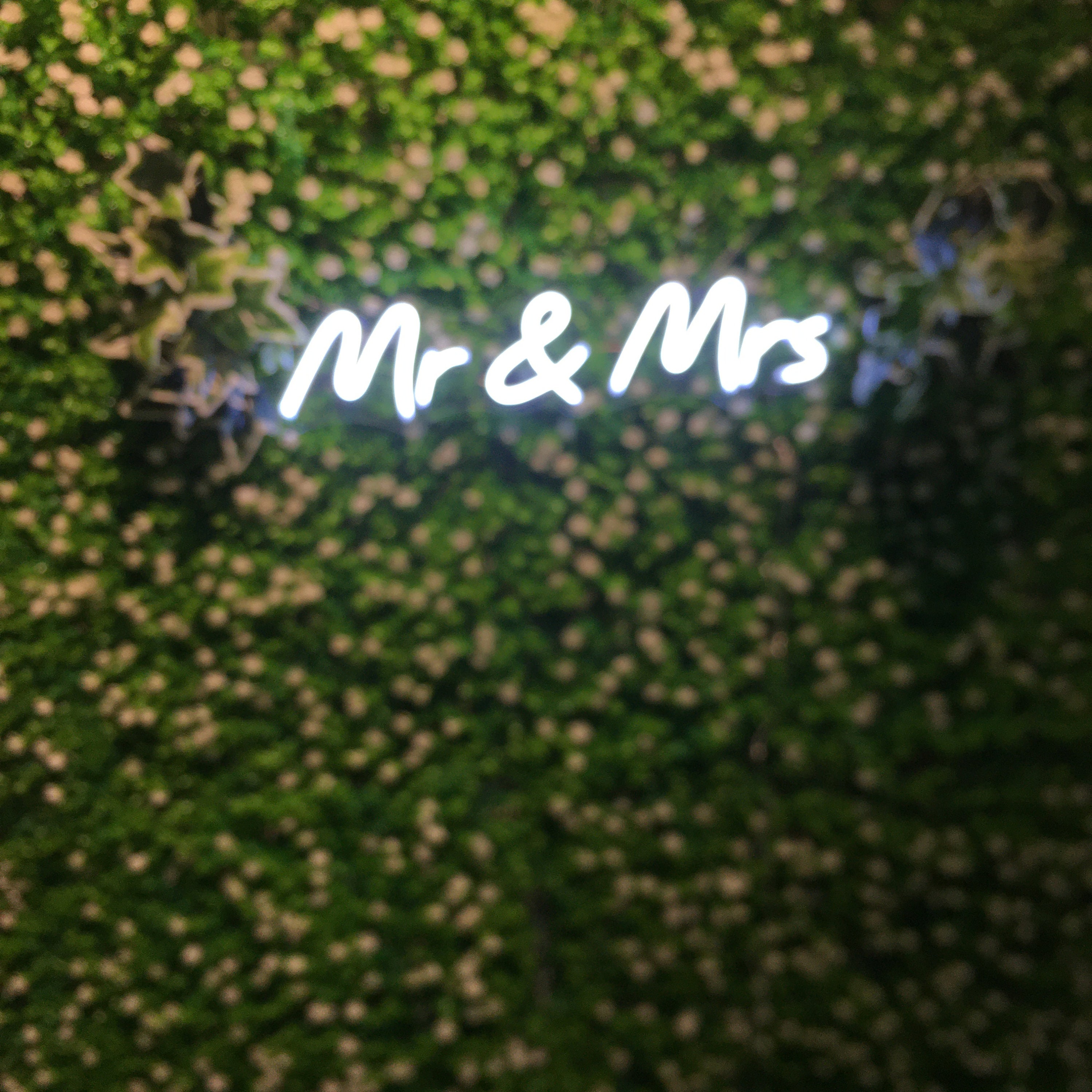 Neon Sign Light Wedding Mr & Mrs Party Propose Lovers Couples Engagement Gift Garden Decor LED Art Bedroom Home Wall Decor