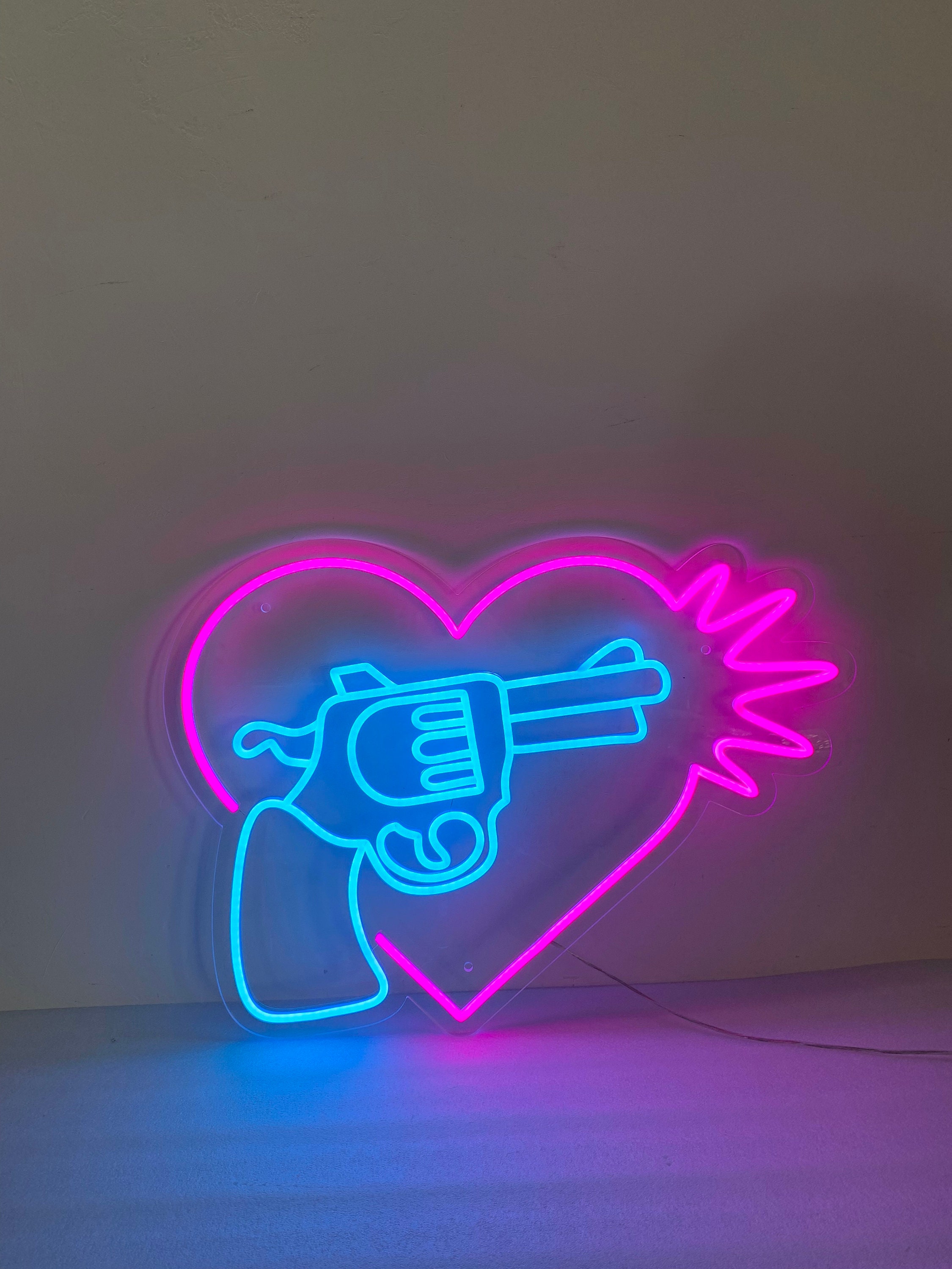 Blow My Heart Gun Neon Light, Neon Sign Light Decor, Gun Bedroom Neon Sign, Bedroom Neon Lights, Party Decor, Wall Decoration