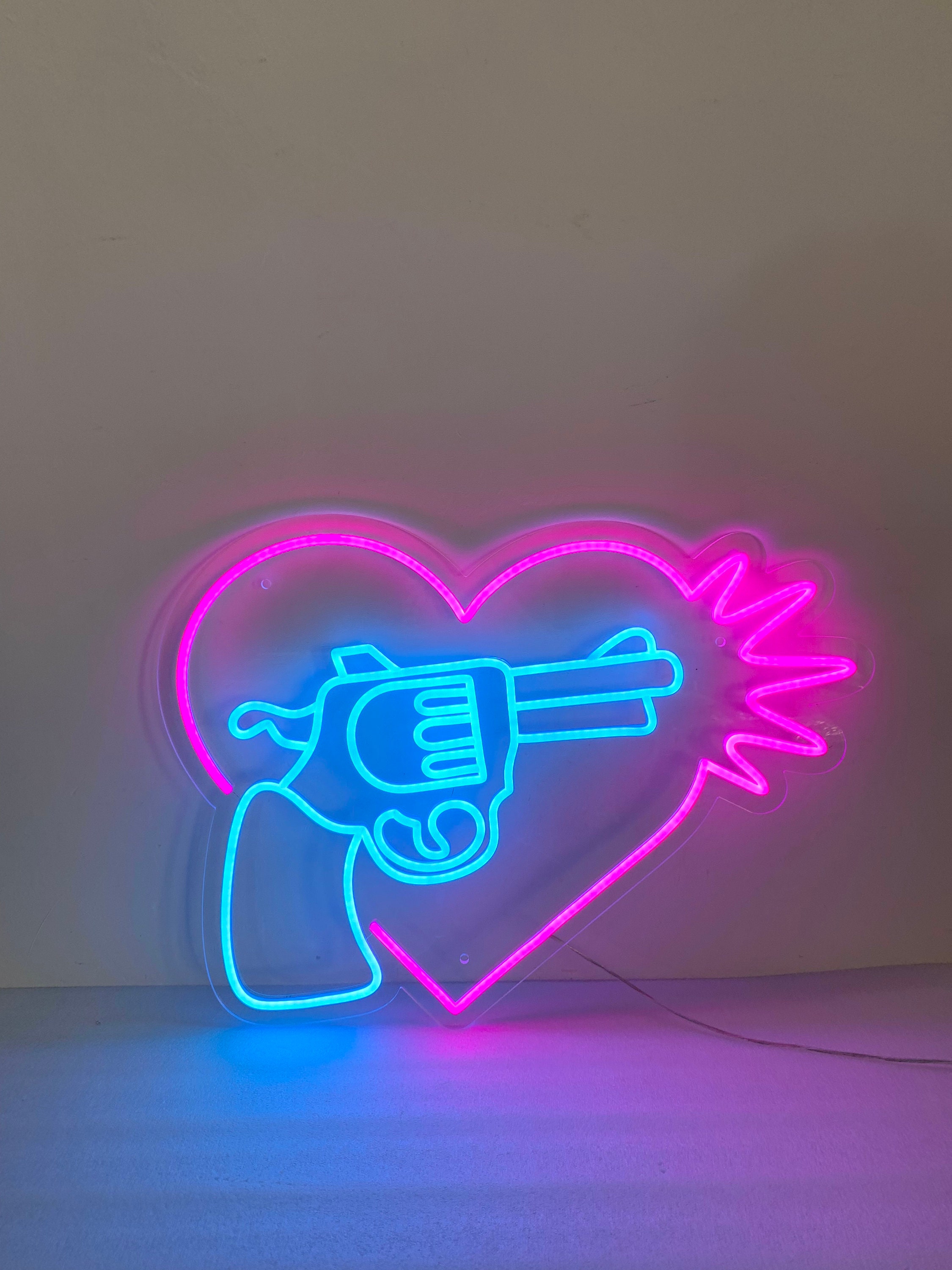 Blow My Heart Gun Neon Light, Neon Sign Light Decor, Gun Bedroom Neon Sign, Bedroom Neon Lights, Party Decor, Wall Decoration