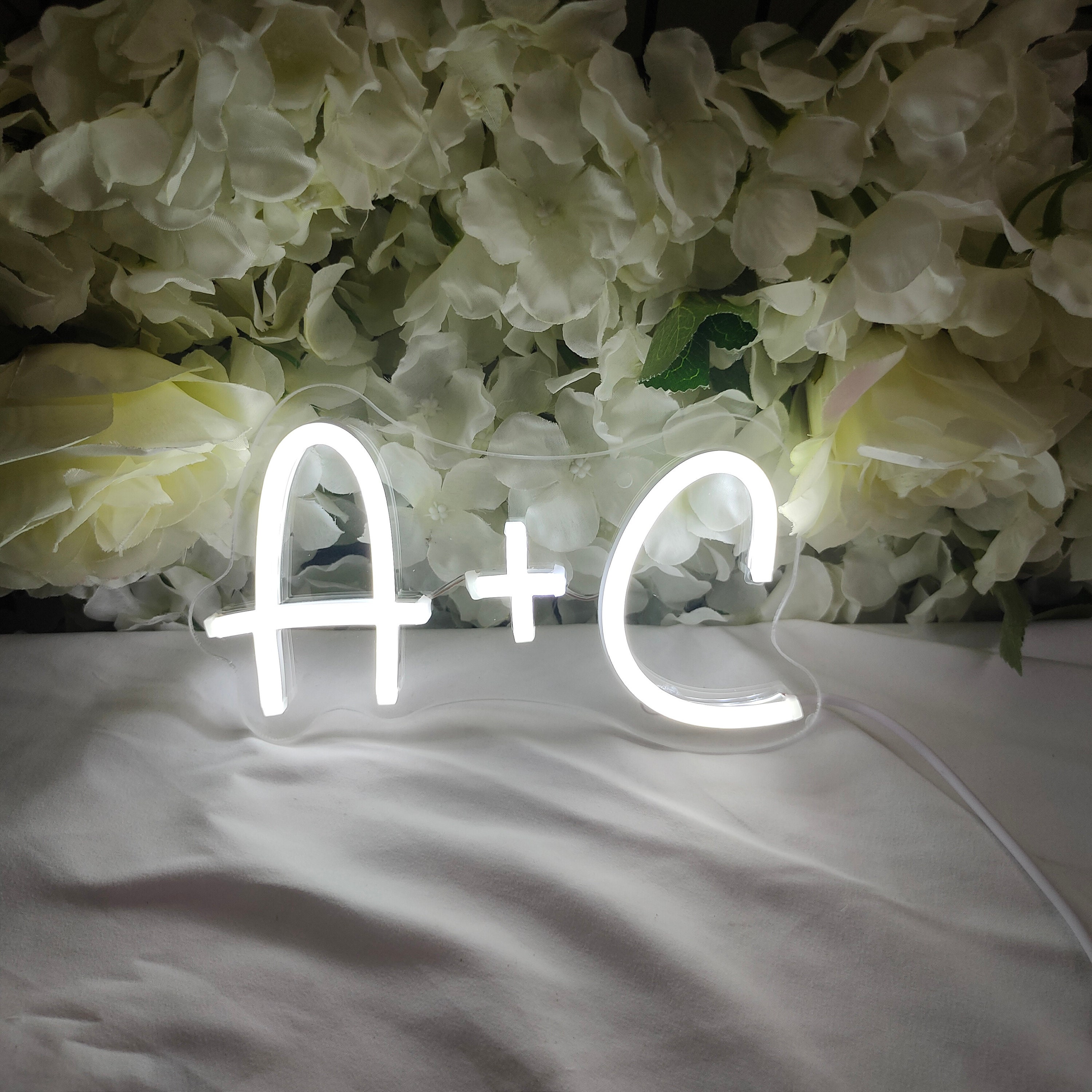 Neon Sign Custom Name Light Wedding Decor Birthday Gift Children's Bedroom Home Party Kids Room ornament Creativity anniversary Led Light 5V