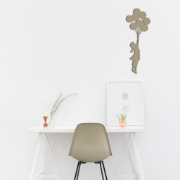 Banksy – Flying Balloons Girl Adaption