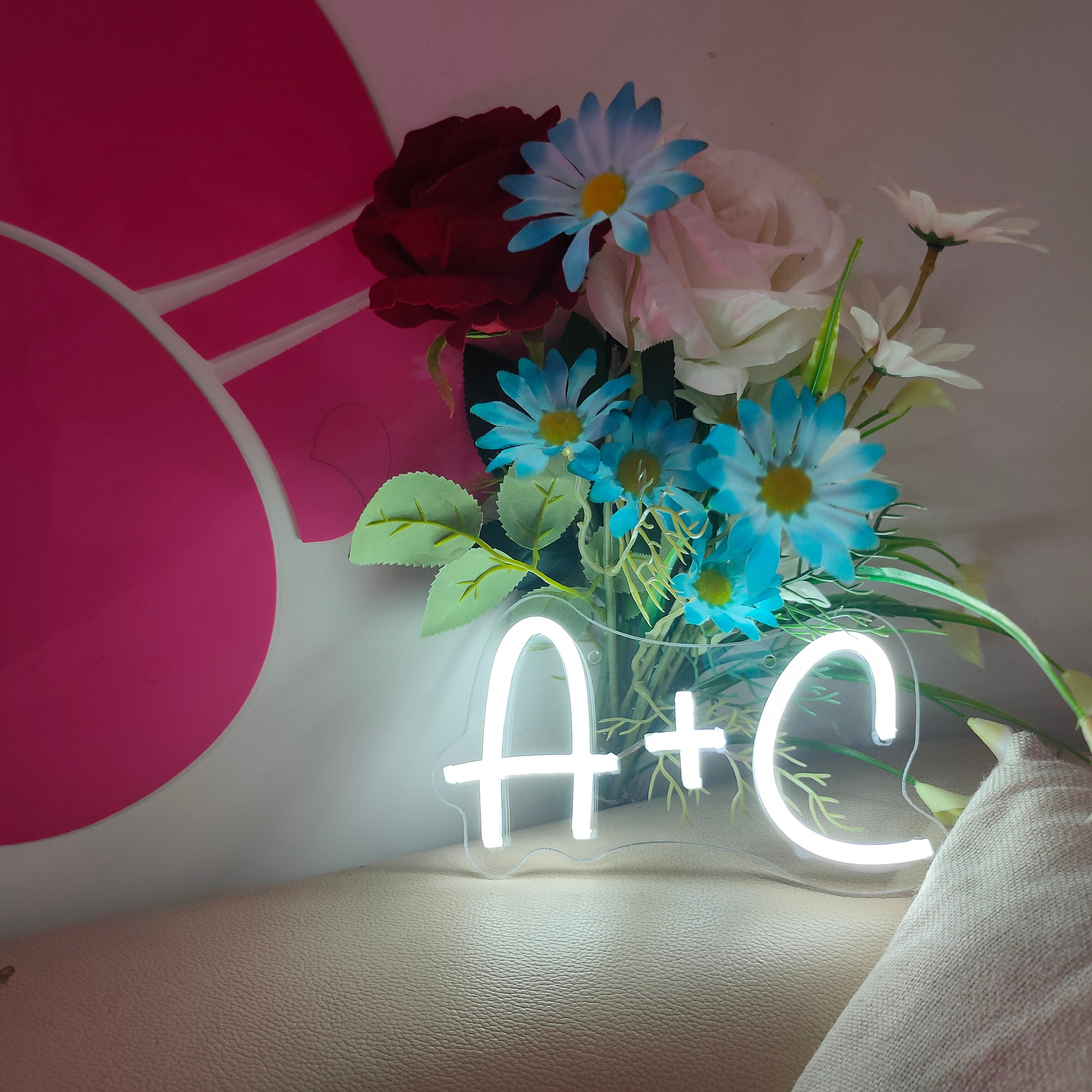 Neon Sign Custom Name Light Wedding Decor Birthday Gift Children's Bedroom Home Party Kids Room ornament Creativity anniversary Led Light 5V