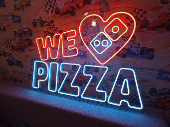 Pizza Neon Sign, We Love Pizza Neon Sign, Neon Pizza Decor, Pizza Slice Led Sign, Pizza - Led Neon Sign, Pizza Fan Gift, Pizzeria Wall Decor
