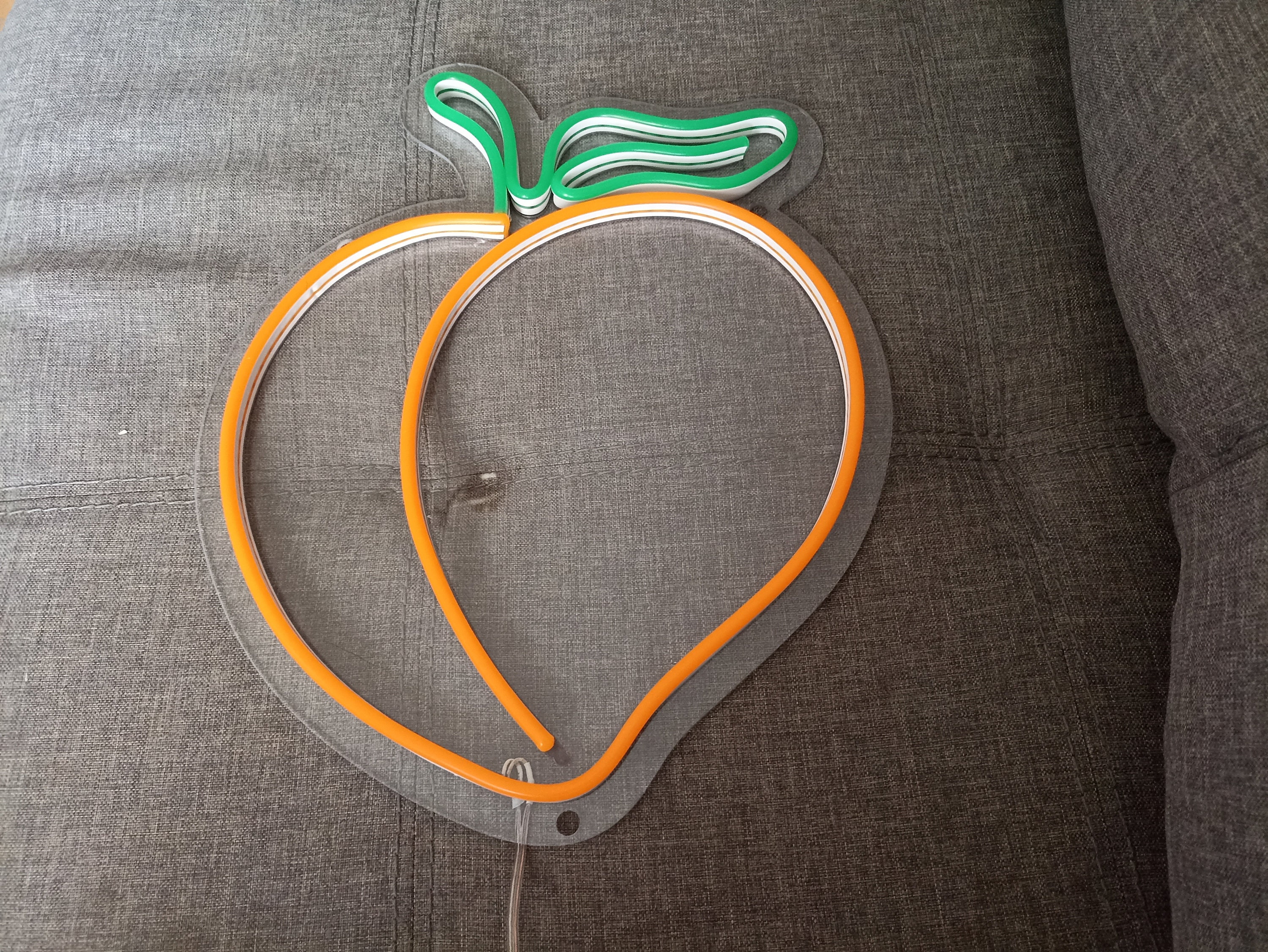 Neon Peach Sign, Peach Neon Light, Peach-Shaped Neon Sign, Fruit Neon Sign, Peach Neon Display, Neon Peach Sculpture, Neon Fruit Sign