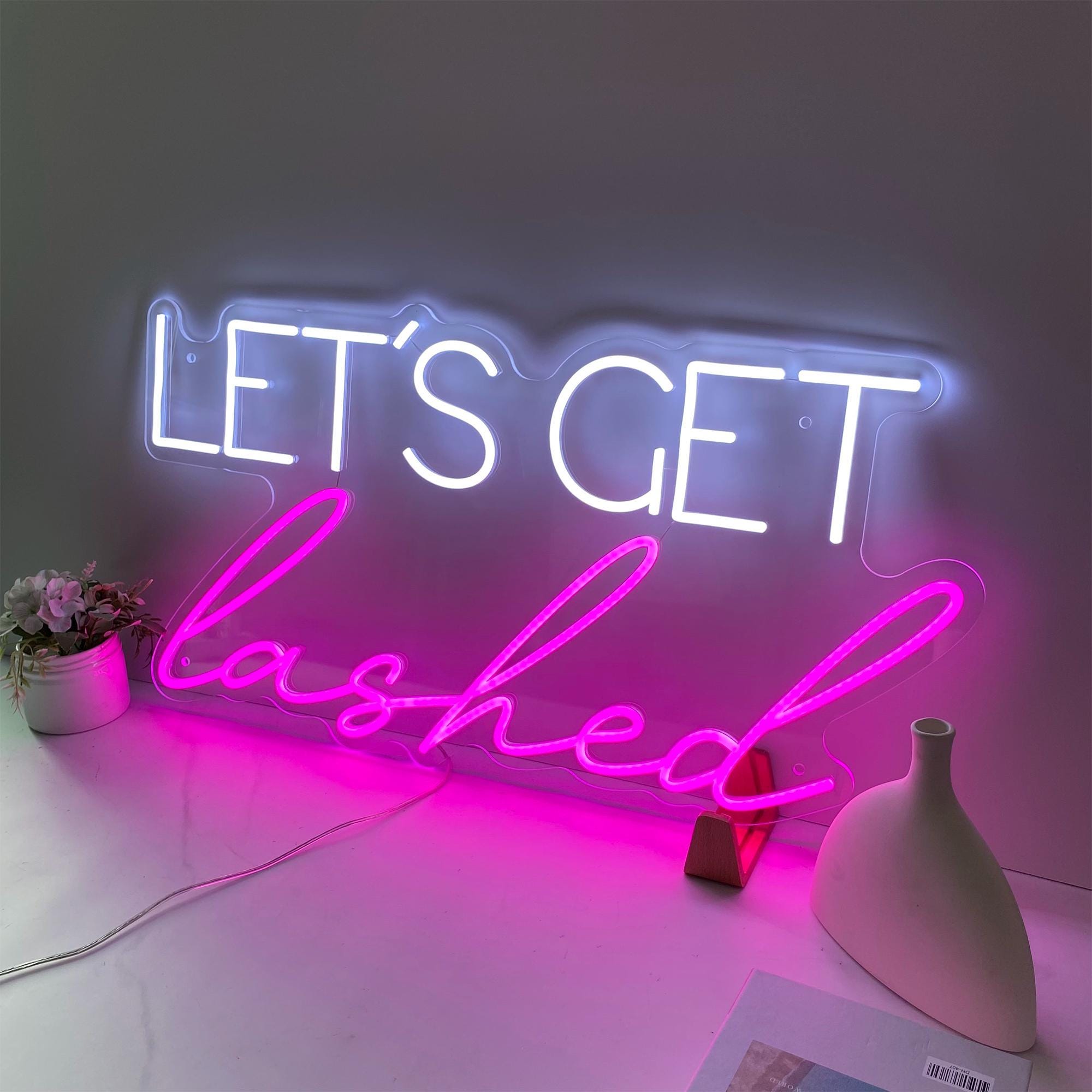 Let's Get Lashed Neon Sign, Beauty Salon Decor, Custom Neon Sign, Lash Studio Wall Decor, Custom Business Logo Sign, Lash Welcome Led Sign