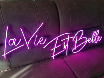 La Vie Est Belle Neon Sign, Neon Sign, Neon Light Sign Life Is Beautiful, Neon Wall Decor La Vie Est Belle, Neon Sign Design La Vie Est Bell