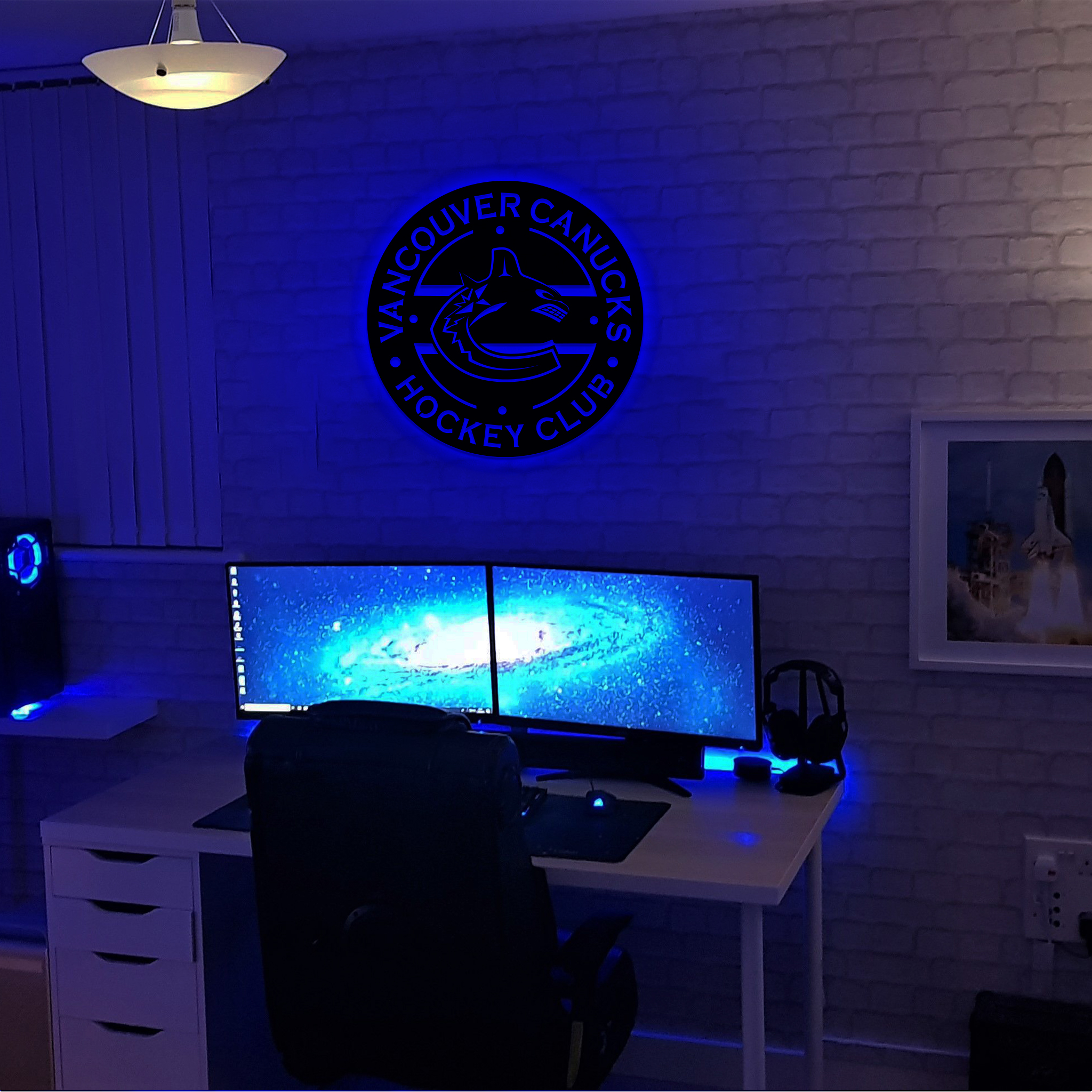 Vancouver Canucks Ice Hockey Metal Sign Wall Decor