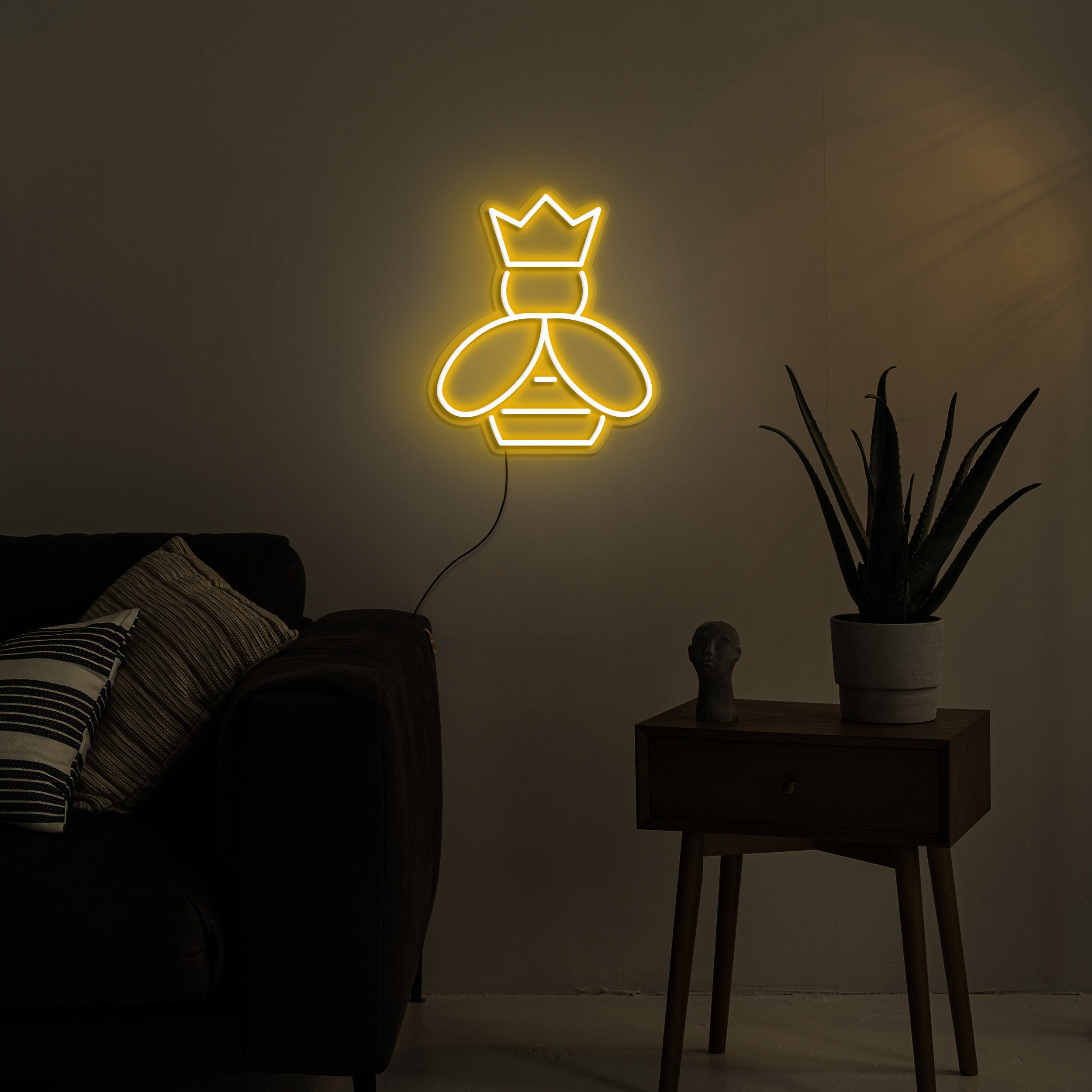 Bee Neon Sign, Light USB Plug, Dimmable Honey Wall Decor Lamp for Home, Patio, Hotels, Stores, Gift for Friends, Kids, World Bee Day Decor